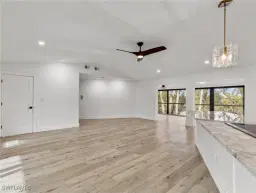 Picture of 1666 Middle Gulf Dr, Sanibel, FL 33957