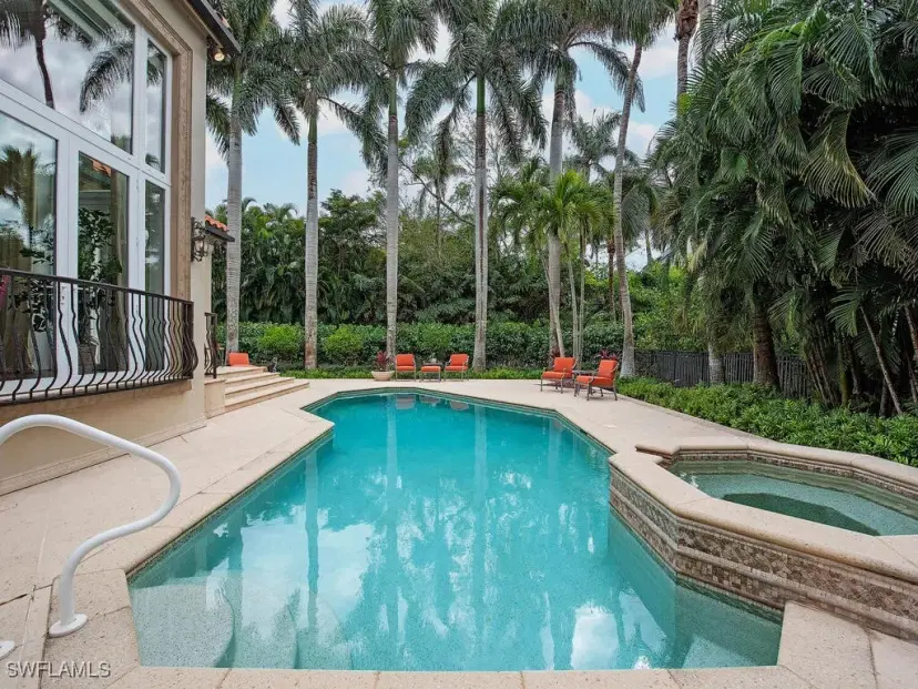 Picture of 2070 Gordon Dr, Naples FL 34102