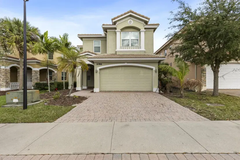 Picture of 1086 NW Leonardo Circle, Port St Lucie FL 34986