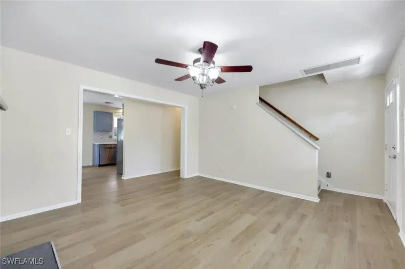 Picture of 350 Leawood Cir, Naples FL 34104