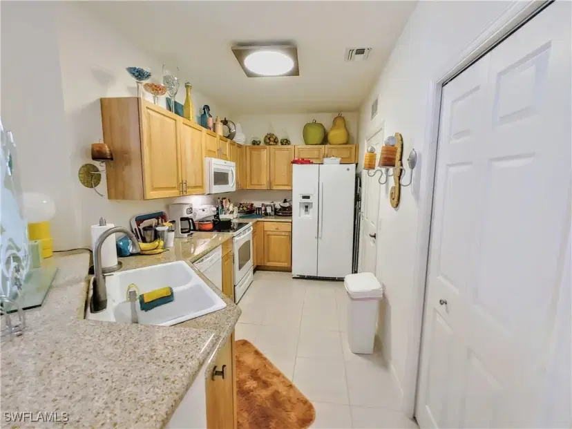 Picture of 1770 Concordia Lake Cir 3108, Cape Coral FL 33909