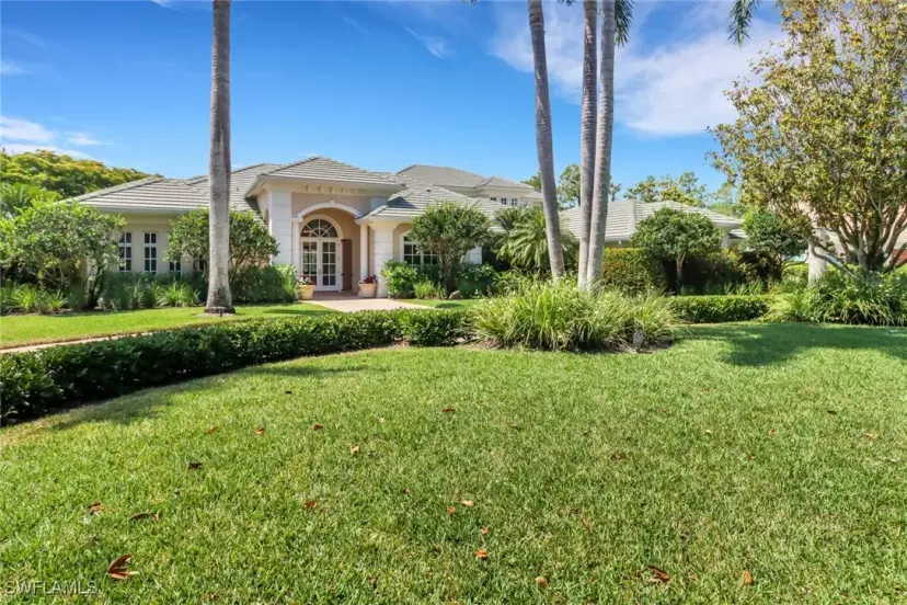 Picture of 4602 Pond Apple Dr N, Naples FL 34119