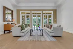 Picture of 4602 Pond Apple Dr N, Naples, FL 34119