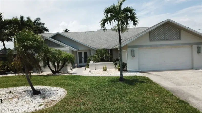 Picture of 1111 SE 36Th Ter, Cape Coral FL 33904