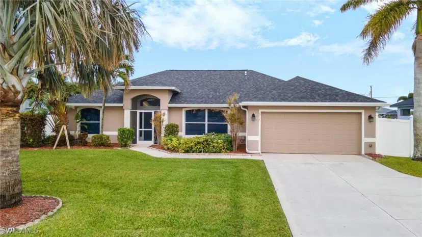 Picture of 2717 Chiquita Blvd S, Cape Coral FL 33914