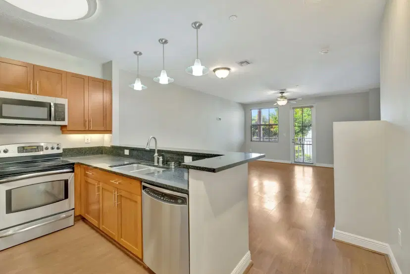 Picture of 420 SW 13Th Ter 364, Fort Lauderdale FL 33312