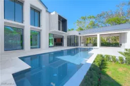 Picture of 1800 Crayton Rd, Naples, FL 34102