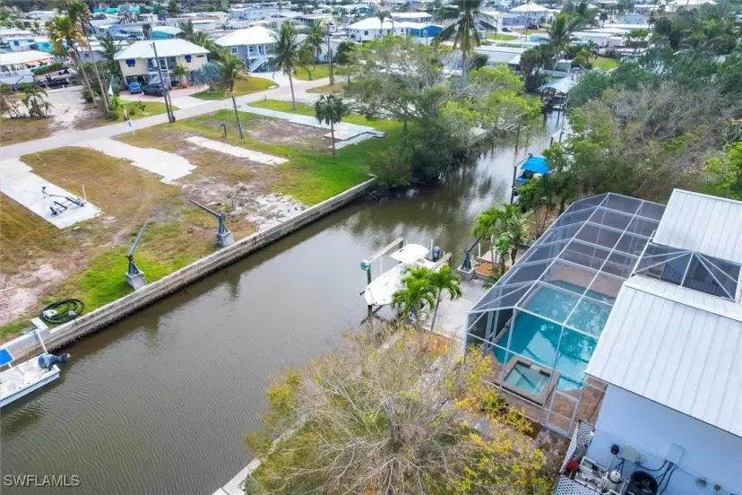 Picture of 24534 Redfish St, Bonita Springs FL 34134