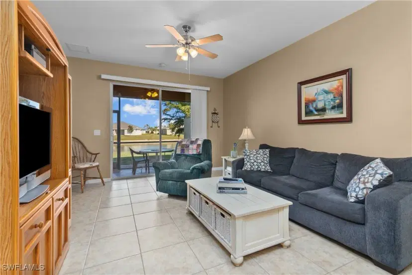 Picture of 10781 Crossback Ln, Lehigh Acres FL 33936