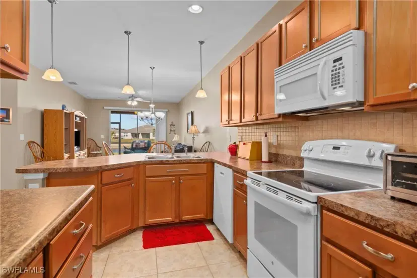 Picture of 10781 Crossback Ln, Lehigh Acres FL 33936