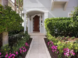 Picture of 25 2Nd Ave S, Naples, FL 34102