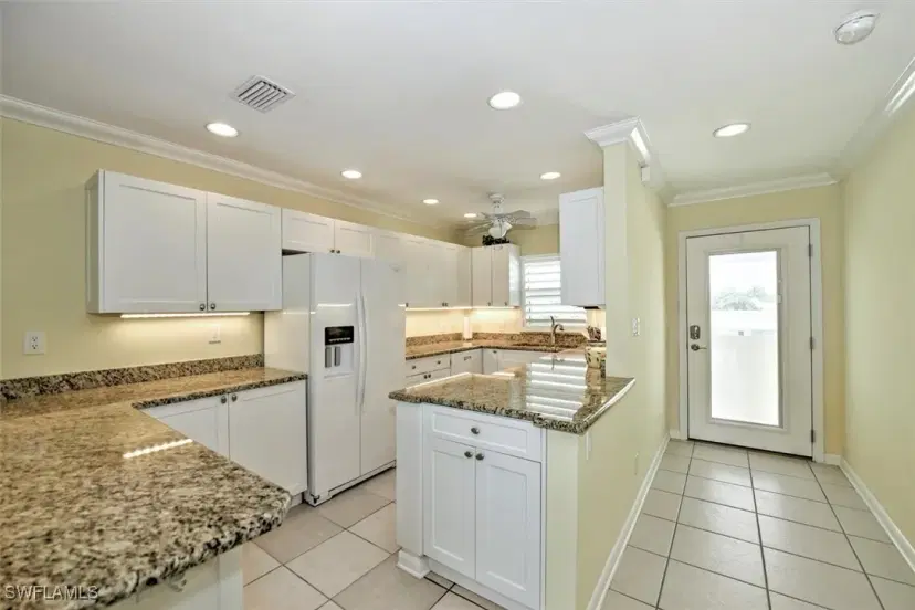 Picture of 486 Broad Ave S H486, Naples FL 34102