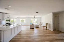 Picture of 12 Crooked Ln 6, Naples, FL 34112