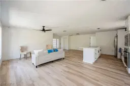 Picture of 12 Crooked Ln 6, Naples, FL 34112