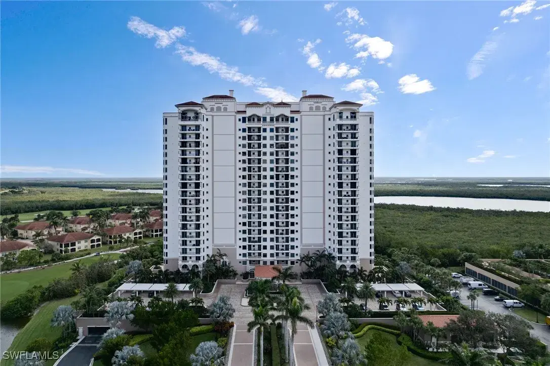 Picture of 1060 Borghese Ln 106, Naples, FL 34114