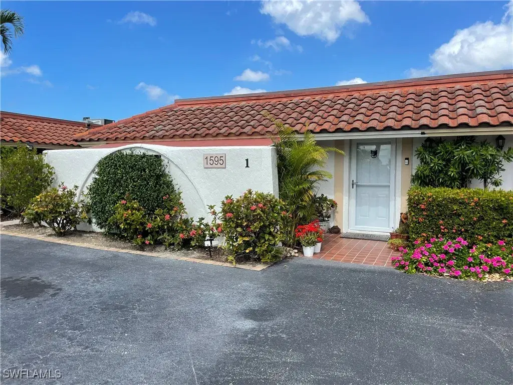 Picture of 1595 Curlew Ave 1, Naples, FL 34102