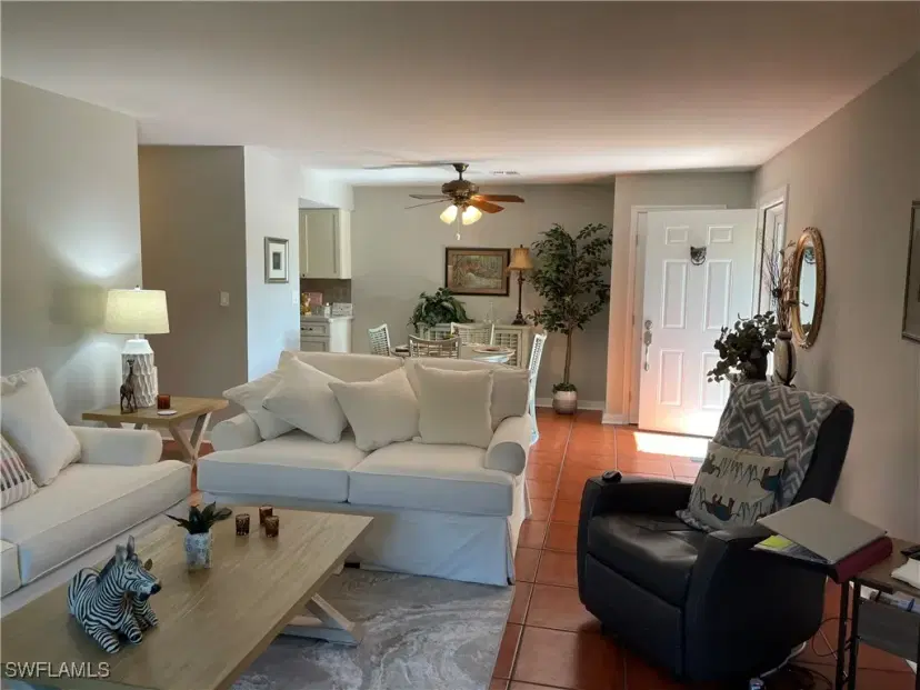 Picture of 1595 Curlew Ave 1, Naples FL 34102