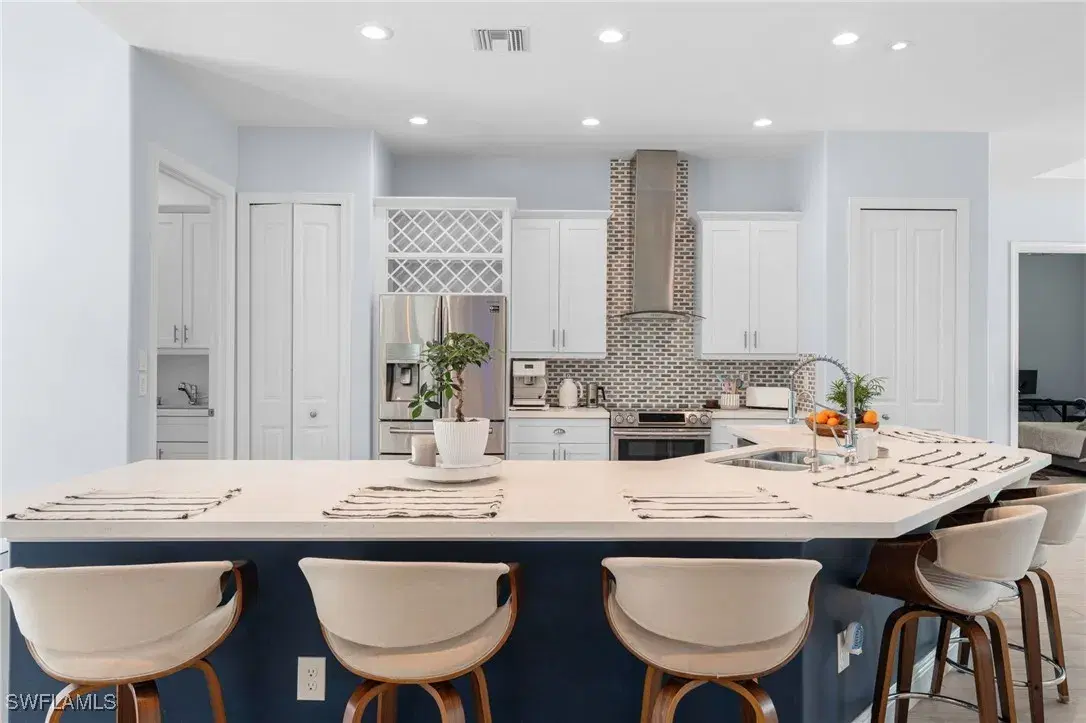 Picture of 2112 16Th St Ne, Naples, FL 34120