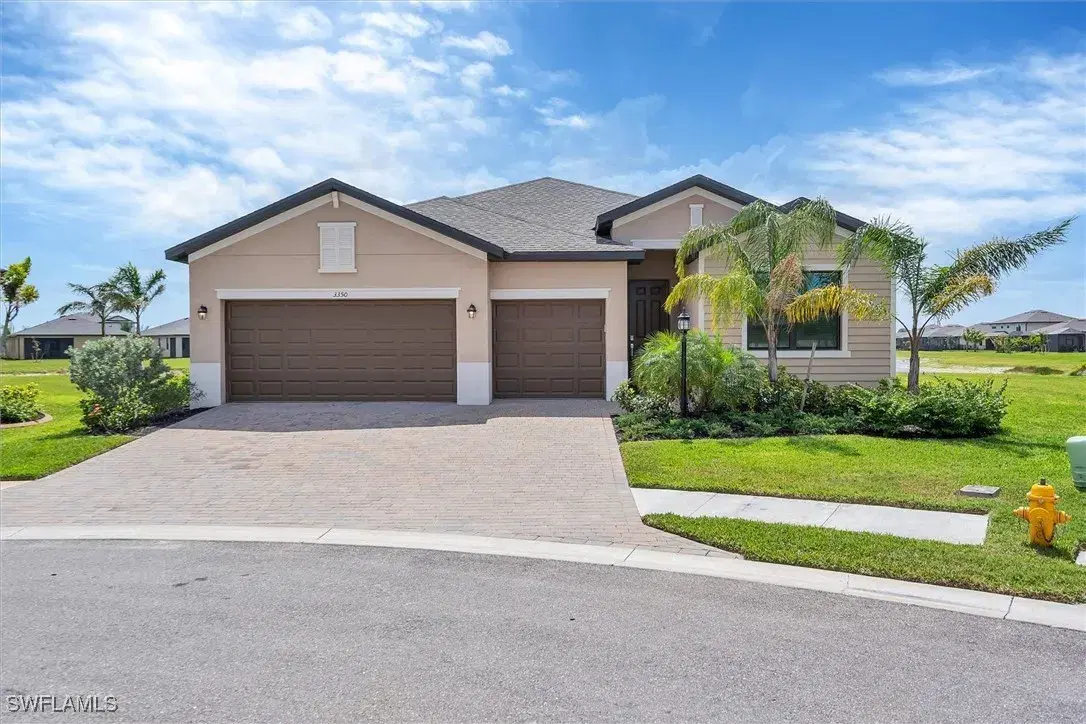 Picture of 3350 Antilla Ct, Fort Myers, FL 33905