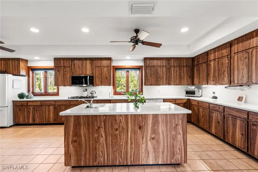 Picture of 15018 Briar Ridge Cir, Fort Myers FL 33912