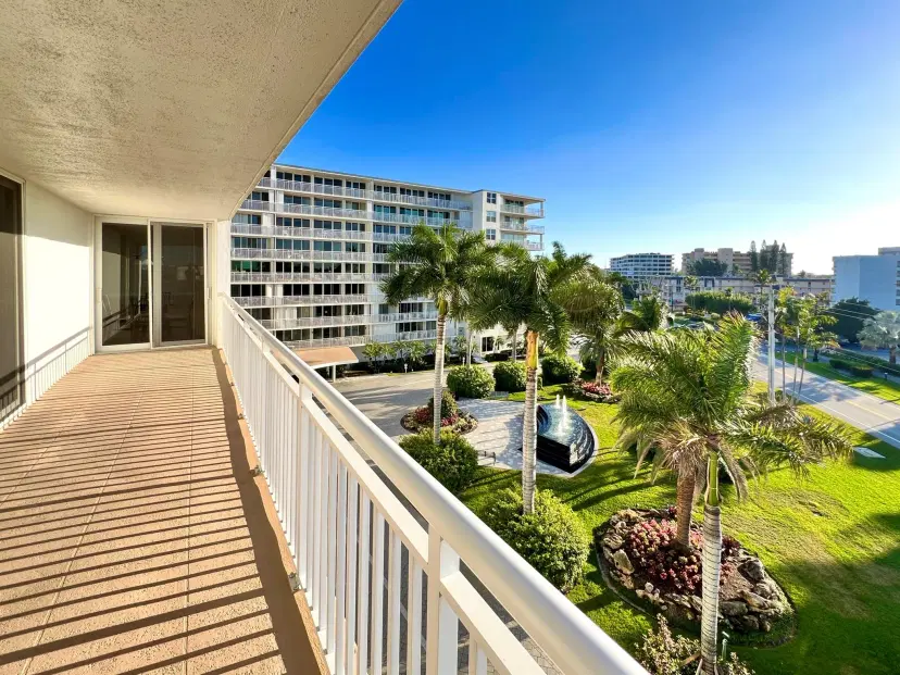 Picture of 3546 S Ocean Boulevard 519, South Palm Beach FL 33480