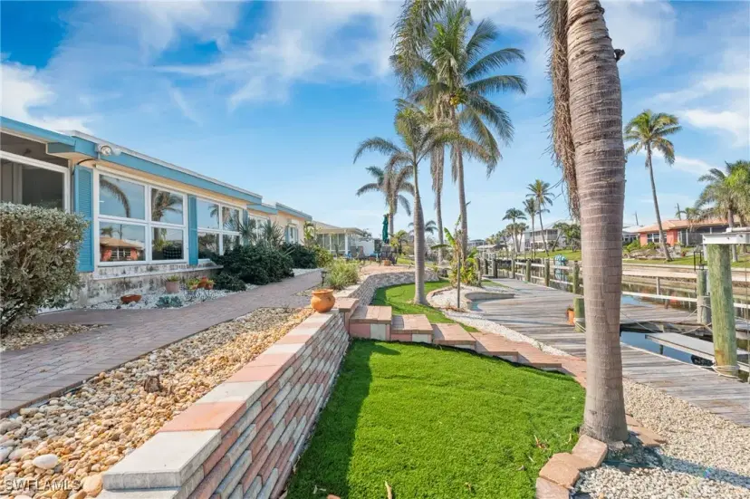 Picture of 5475 Avenida Pescadora, Fort Myers Beach FL 33931