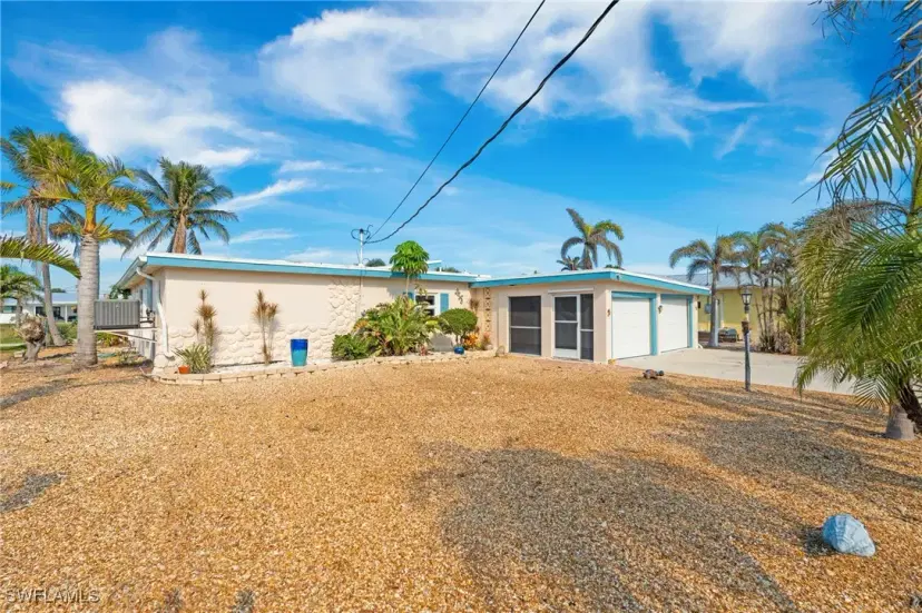 Picture of 5475 Avenida Pescadora, Fort Myers Beach FL 33931