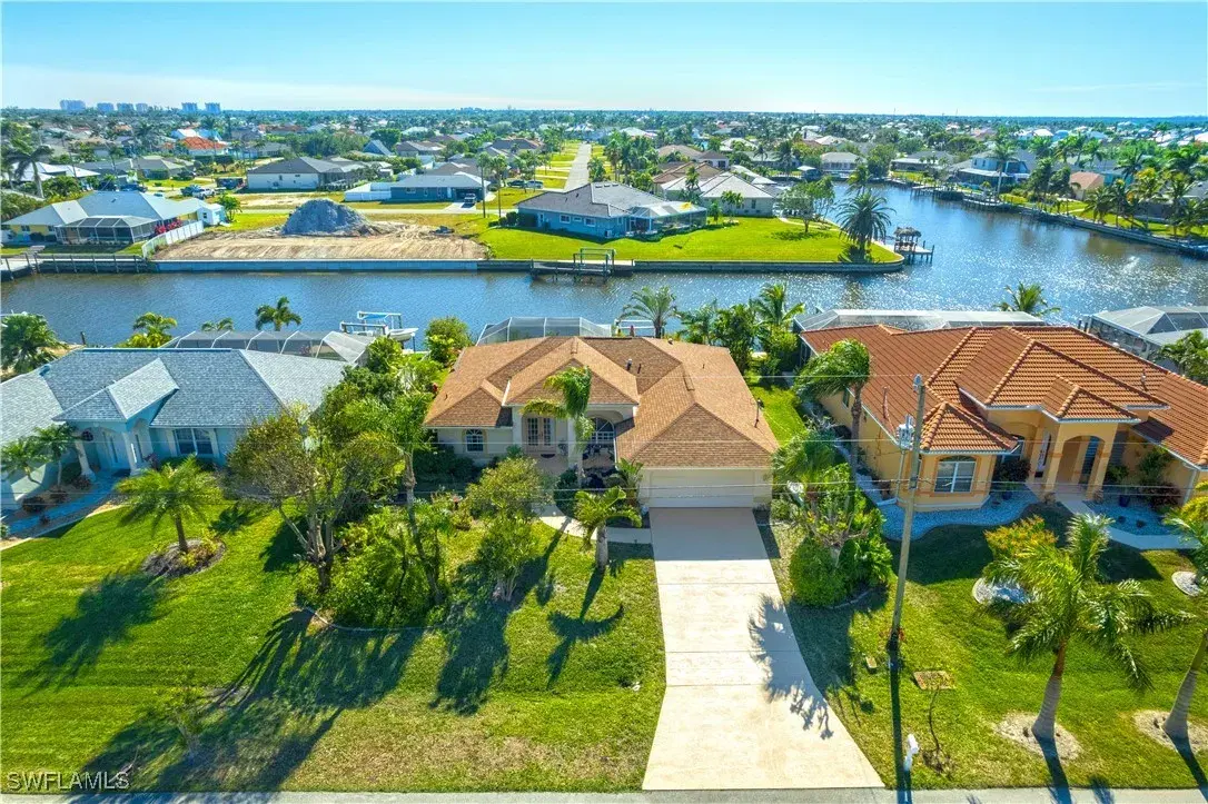 Picture of 2554 SW 38Th Ter, Cape Coral, FL 33914