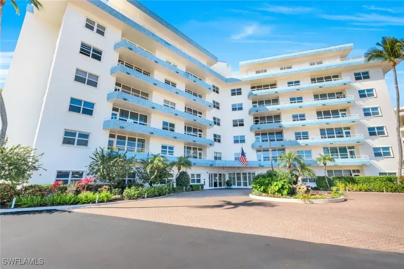 Picture of 220 Seaview Ct Phc, Marco Island FL 34145