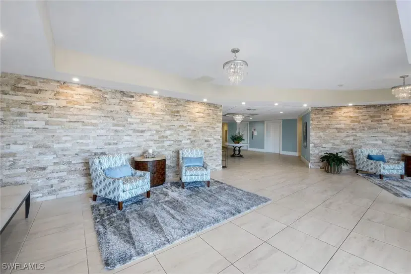Picture of 220 Seaview Ct Phc, Marco Island FL 34145