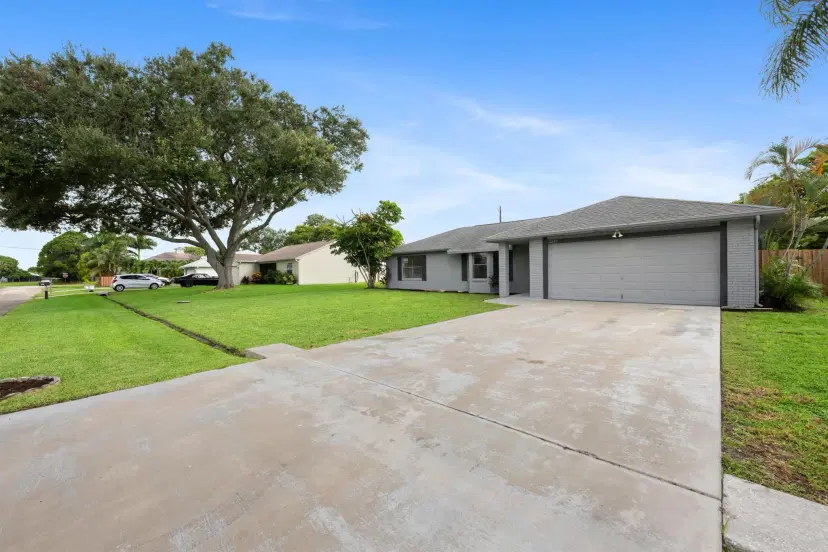 Picture of 2431 SE Shell Avenue, Port St Lucie FL 34952