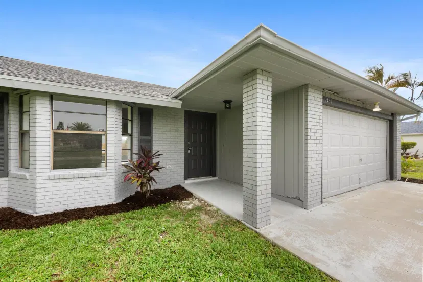 Picture of 2431 SE Shell Avenue, Port St Lucie FL 34952