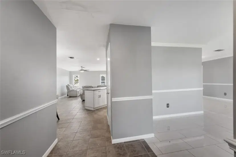 Picture of 5096 28Th Pl Sw, Naples FL 34116