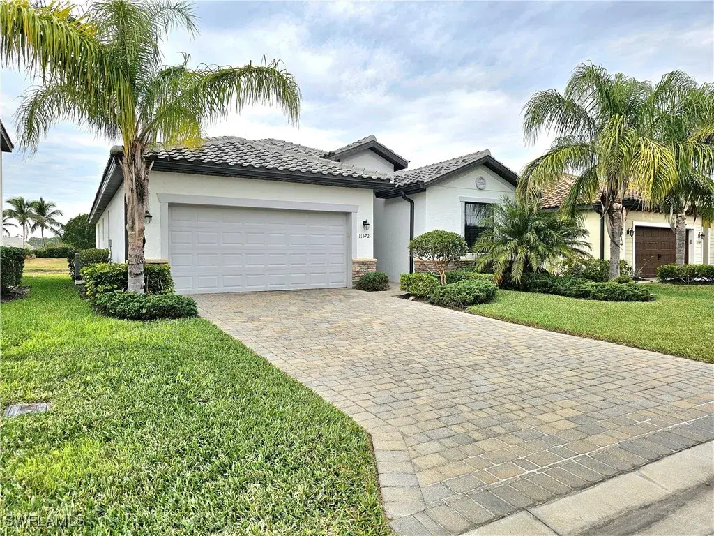 Picture of 11572 Shady Blossom Dr, Fort Myers, FL 33913