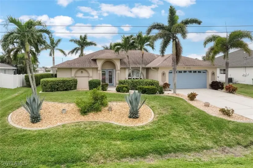 Picture of 1728 SW 31St Ln, Cape Coral FL 33914