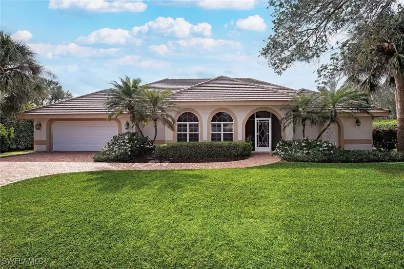 Picture of 702 Willowwood Ln, Naples FL 34108