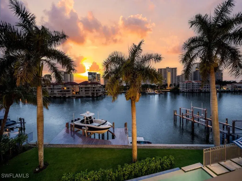 Picture of 309 Neapolitan Way, Naples, FL 34103