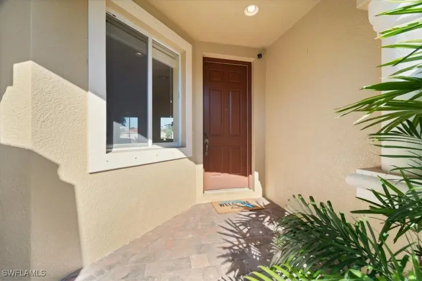 Picture of 2435 Laurentina Ln, Cape Coral FL 33909