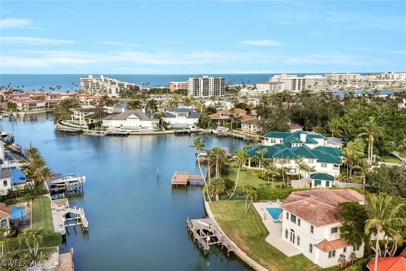 Picture of 350 Bow Line Bend, Naples FL 34103