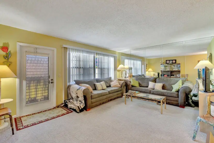 Picture of 573 Fanshaw N, Boca Raton FL 33434