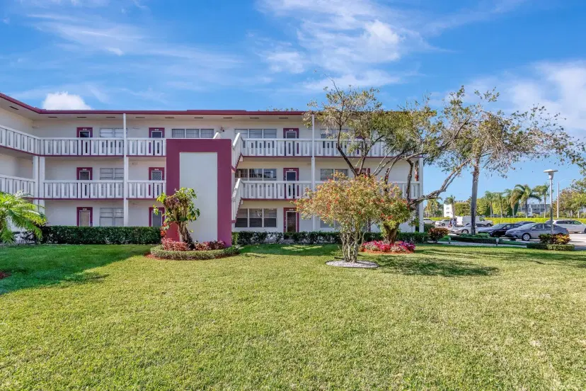 Picture of 573 Fanshaw N, Boca Raton FL 33434