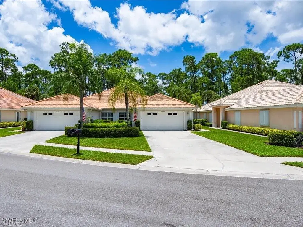Picture of 5939 Northridge Dr A35, Naples, FL 34110