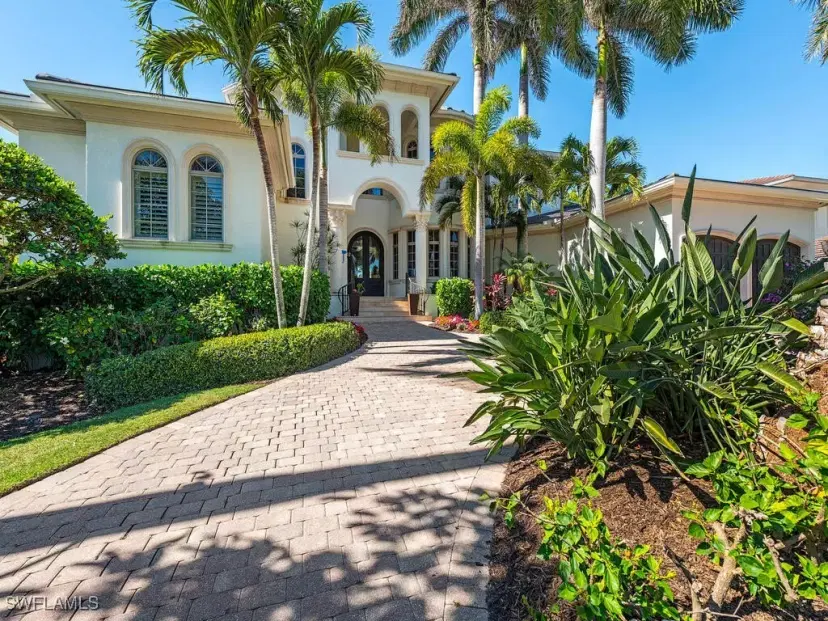 Picture of 1940 6Th St S, Naples FL 34102