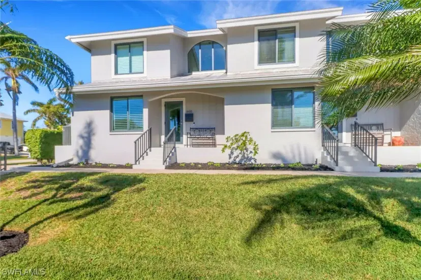 Picture of 605 8Th Ave S 605, Naples FL 34102