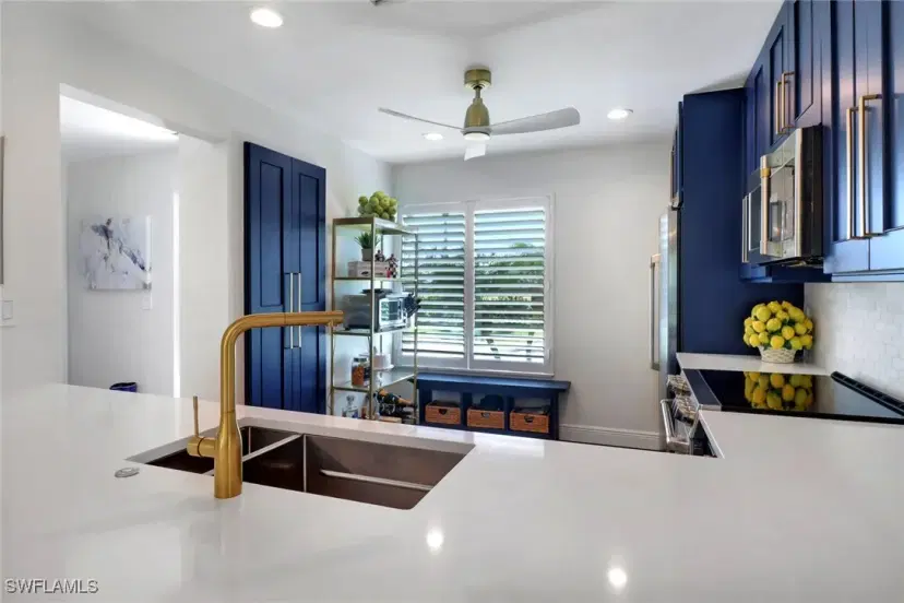 Picture of 605 8Th Ave S 605, Naples FL 34102