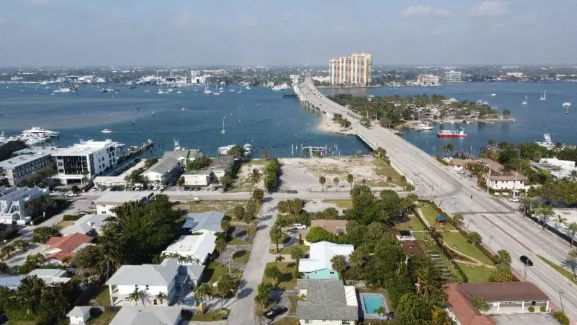 Picture of 1130 Island Rd, Riviera Beach FL 33404