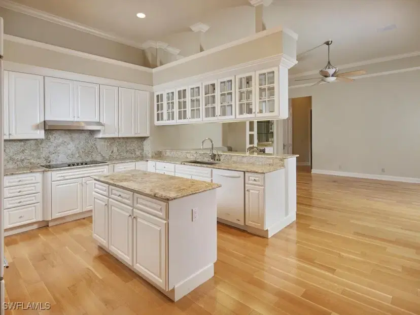 Picture of 7091 Verde Way, Naples FL 34108