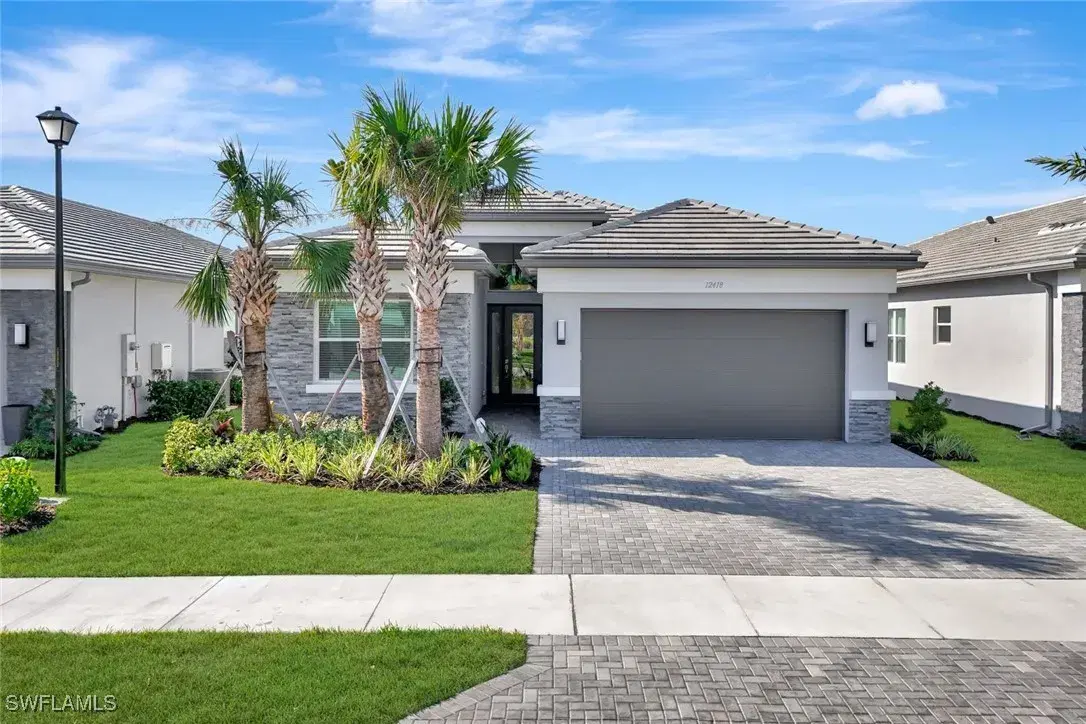 Picture of 12418 Dahlia Ct, Naples, FL 34120