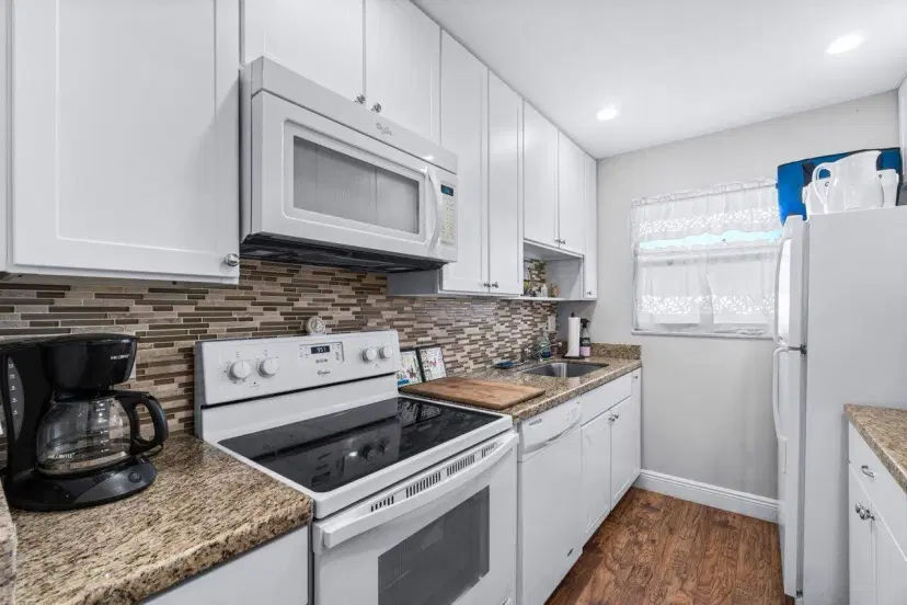 Picture of 270 SOUTH Boulevard D, Boynton Beach FL 33435