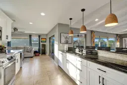 Picture of 4909 N Travelers Palm Ln, Tamarac, FL 33319